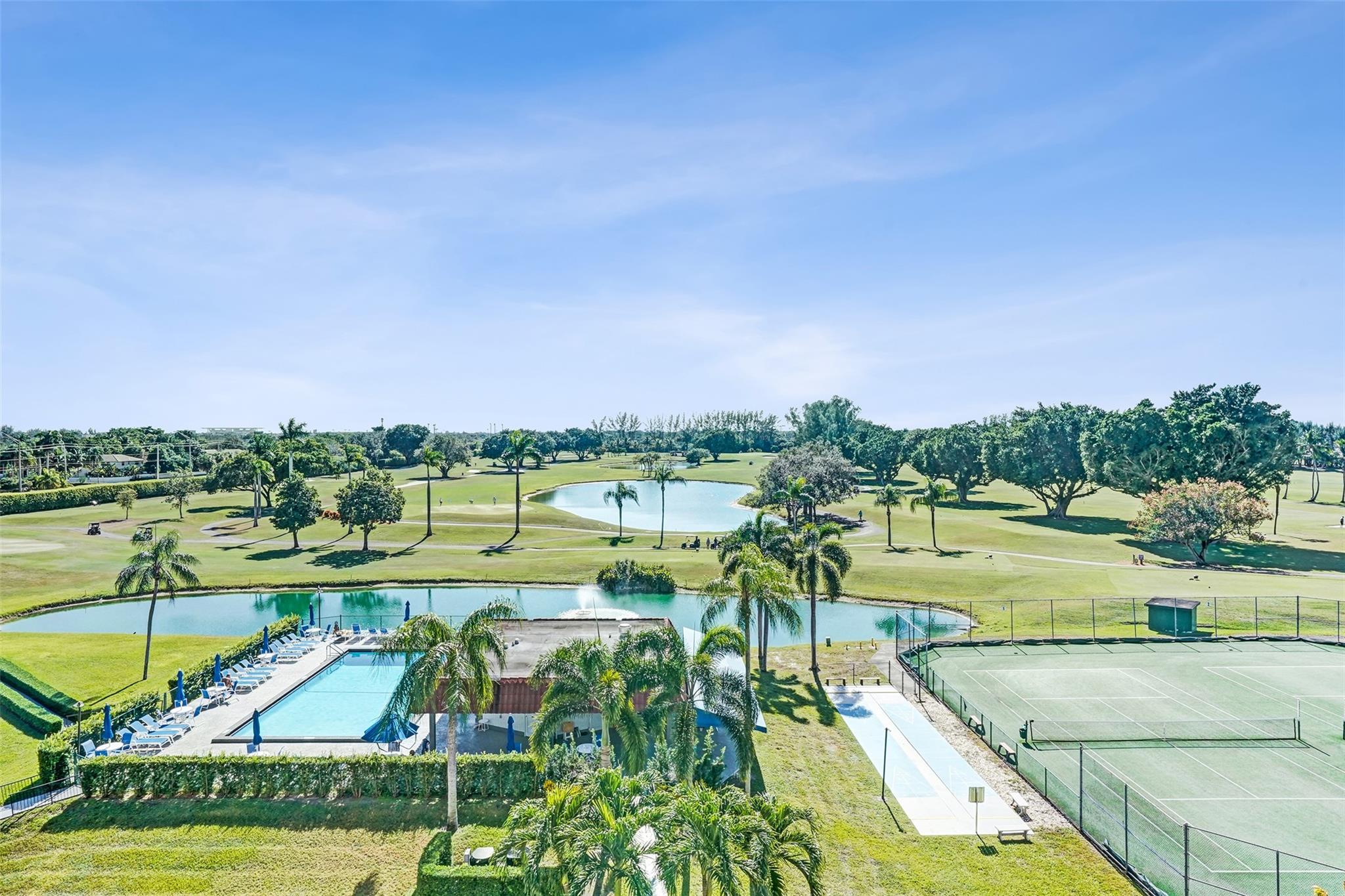 Hollybrook Golf & Tennis - Residential