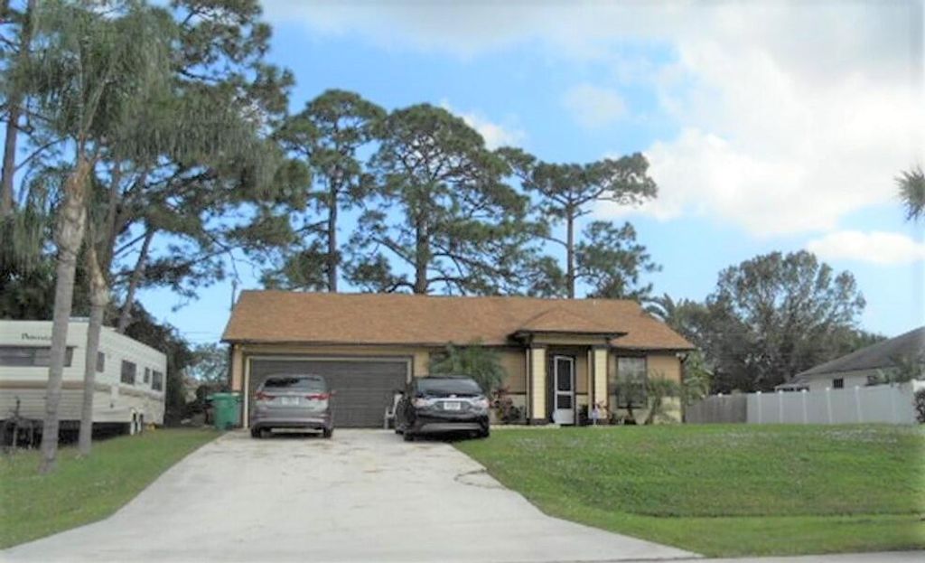 Photo of 1731 SW Advana Street, Port Saint Lucie, FL 34953 (MLS # R10731143)