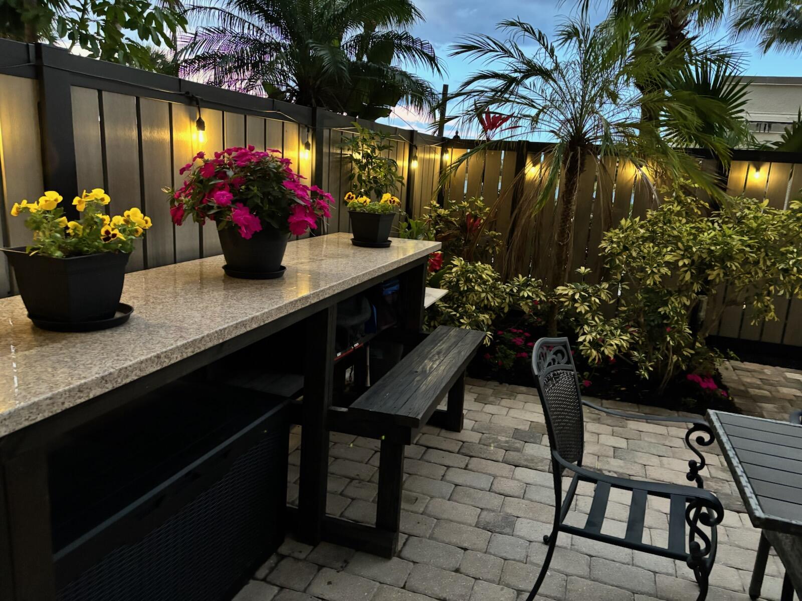 LAKESHORE CLUB CONDO - Residential Lease