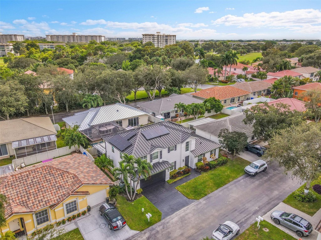 Palm Aire Oaks Course Est - Residential Lease