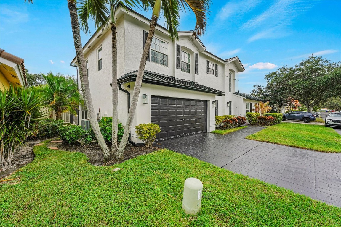 Palm Aire Oaks Course Est - Residential Lease