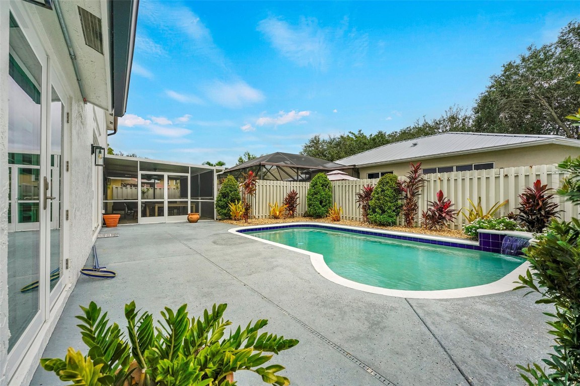 Palm Aire Oaks Course Est - Residential Lease