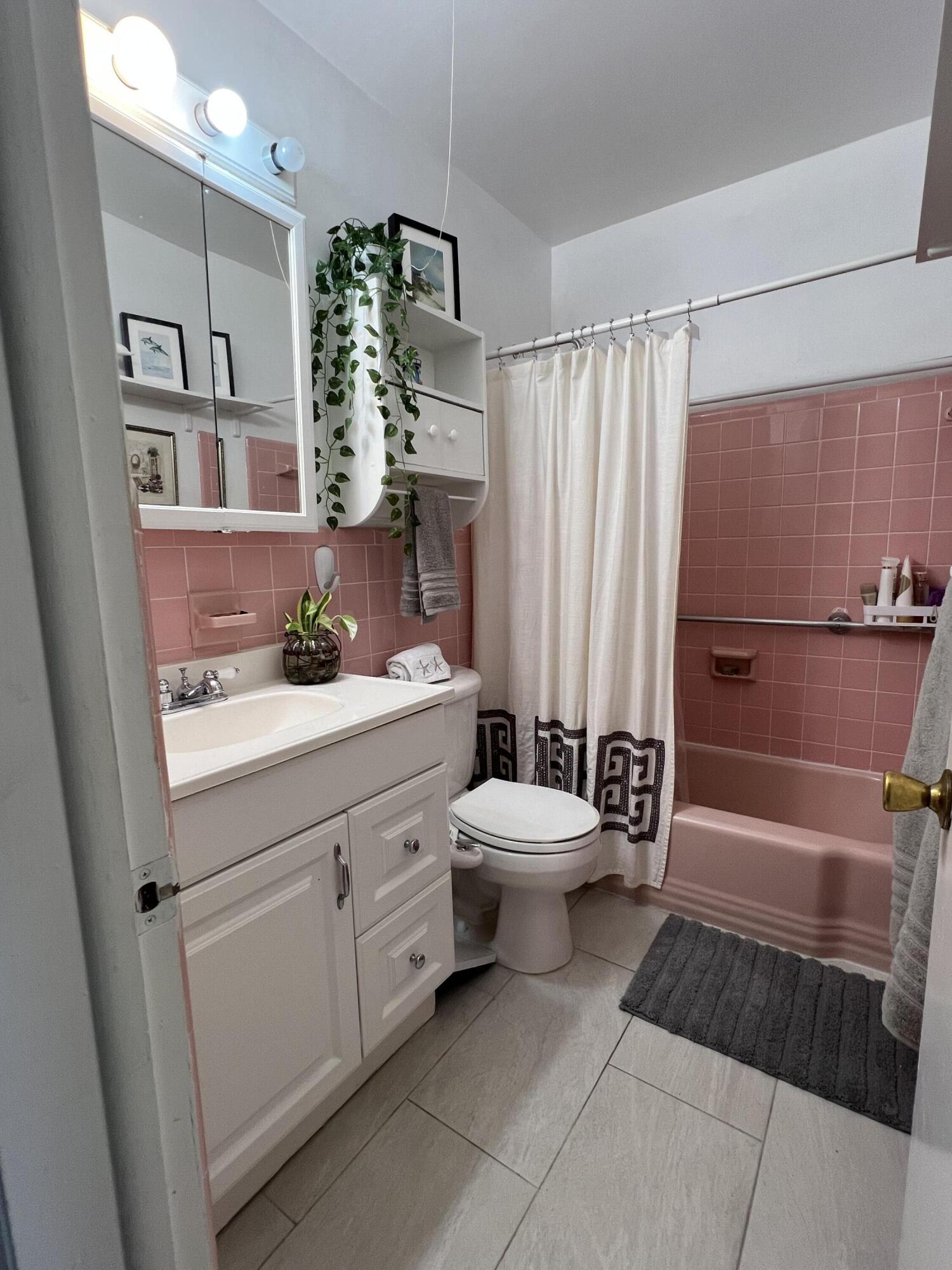 ROLEN LAKE GARDENS CO-OP - Residential