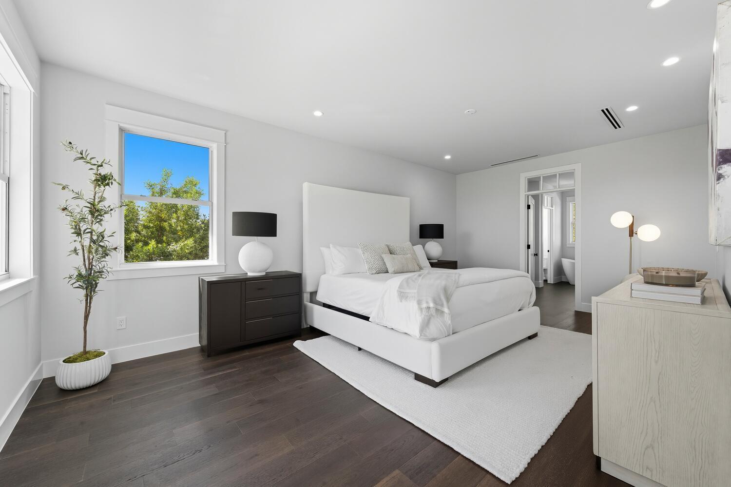 HIDDEN KEY NORTH - Residential