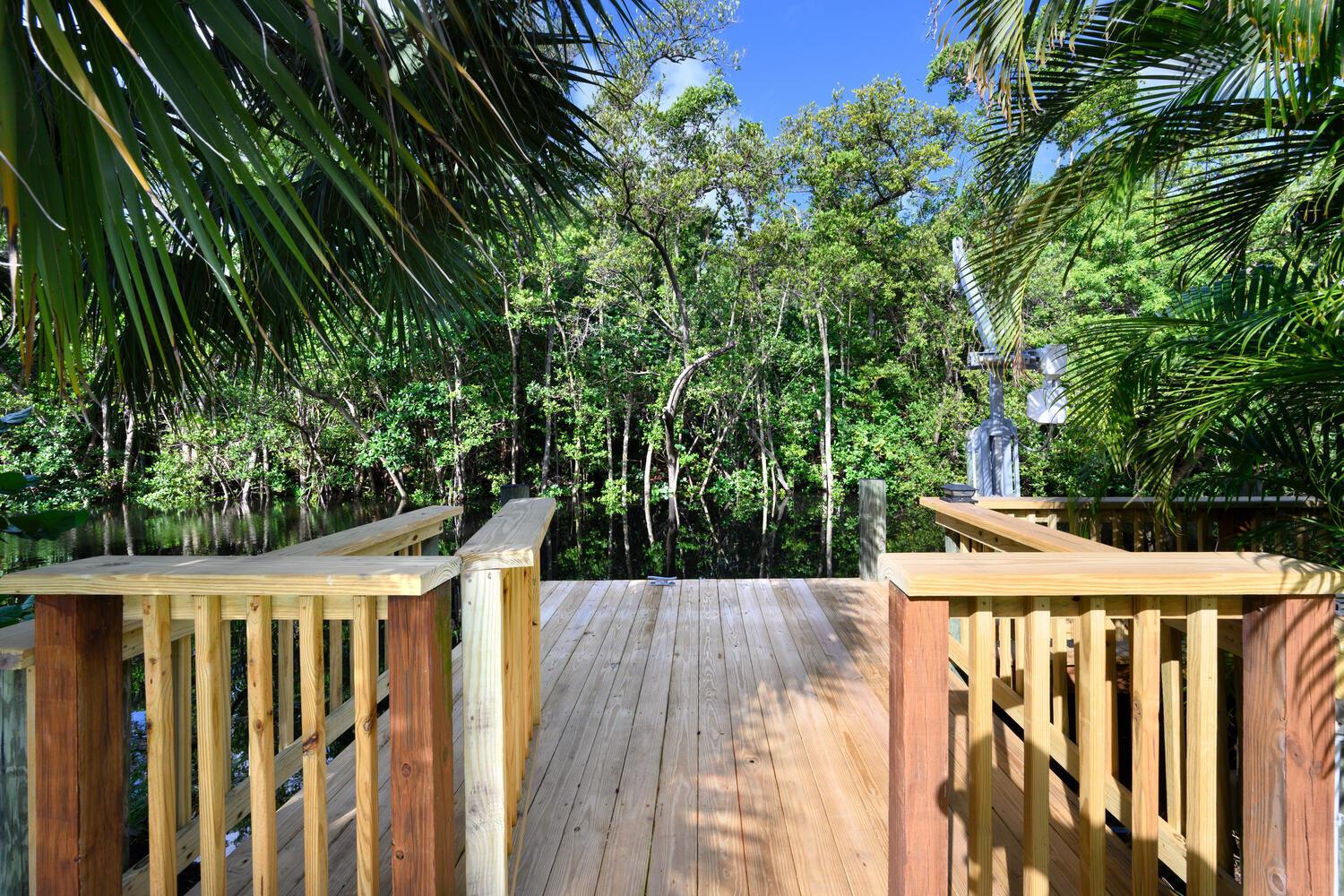 HIDDEN KEY NORTH - Residential