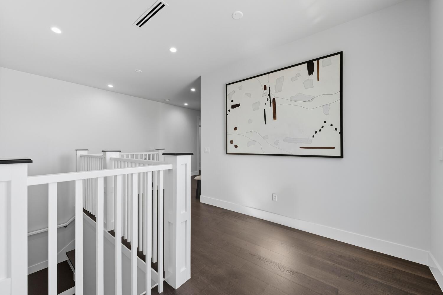 HIDDEN KEY NORTH - Residential