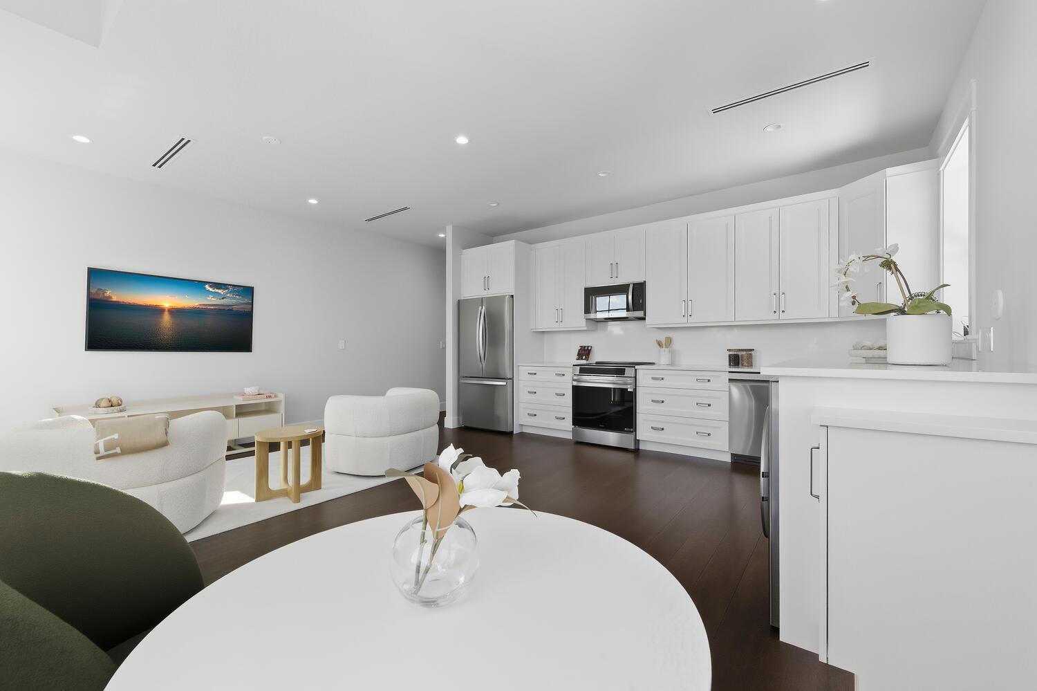 HIDDEN KEY NORTH - Residential