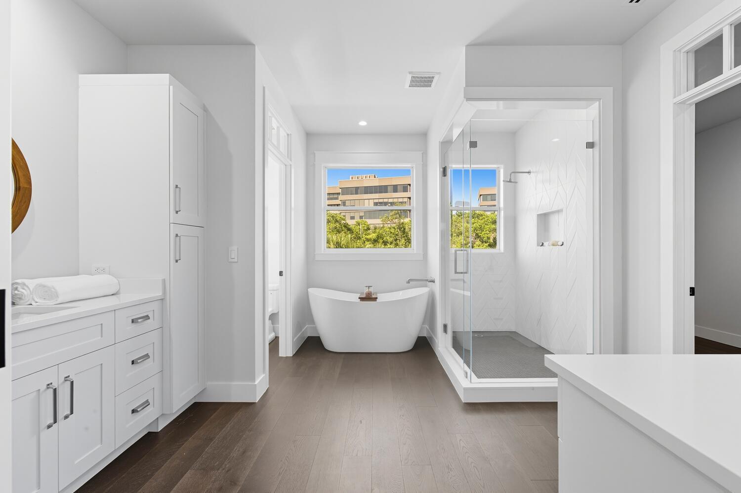 HIDDEN KEY NORTH - Residential