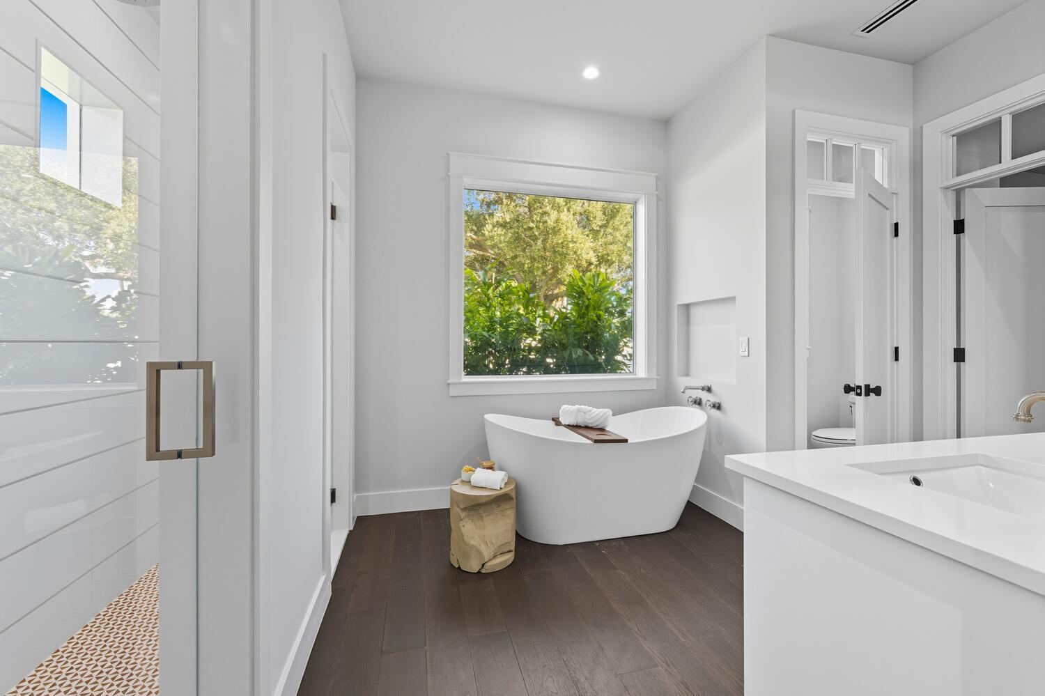 HIDDEN KEY NORTH - Residential