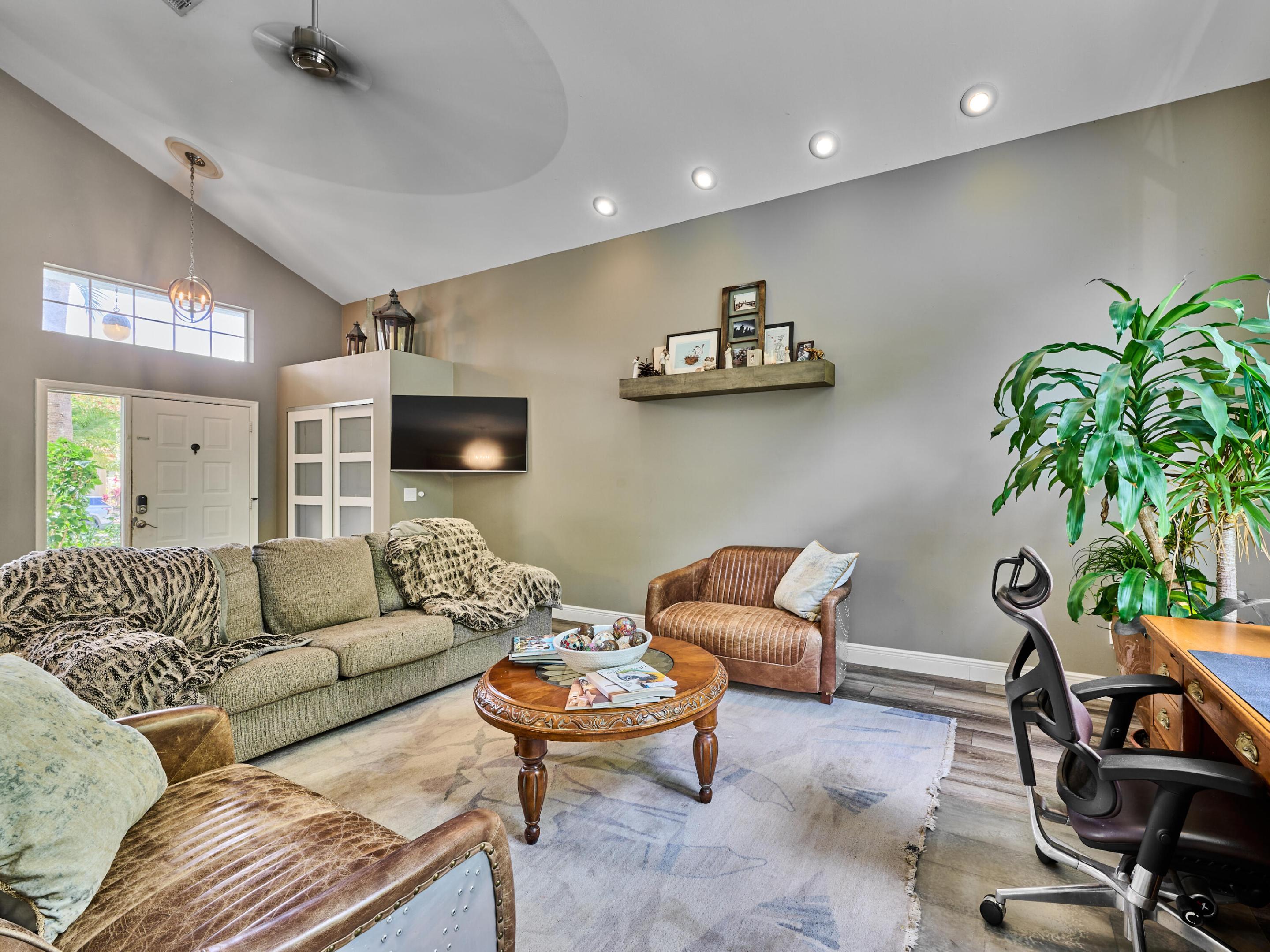 TRACT D OF MISSION BAY - Residential