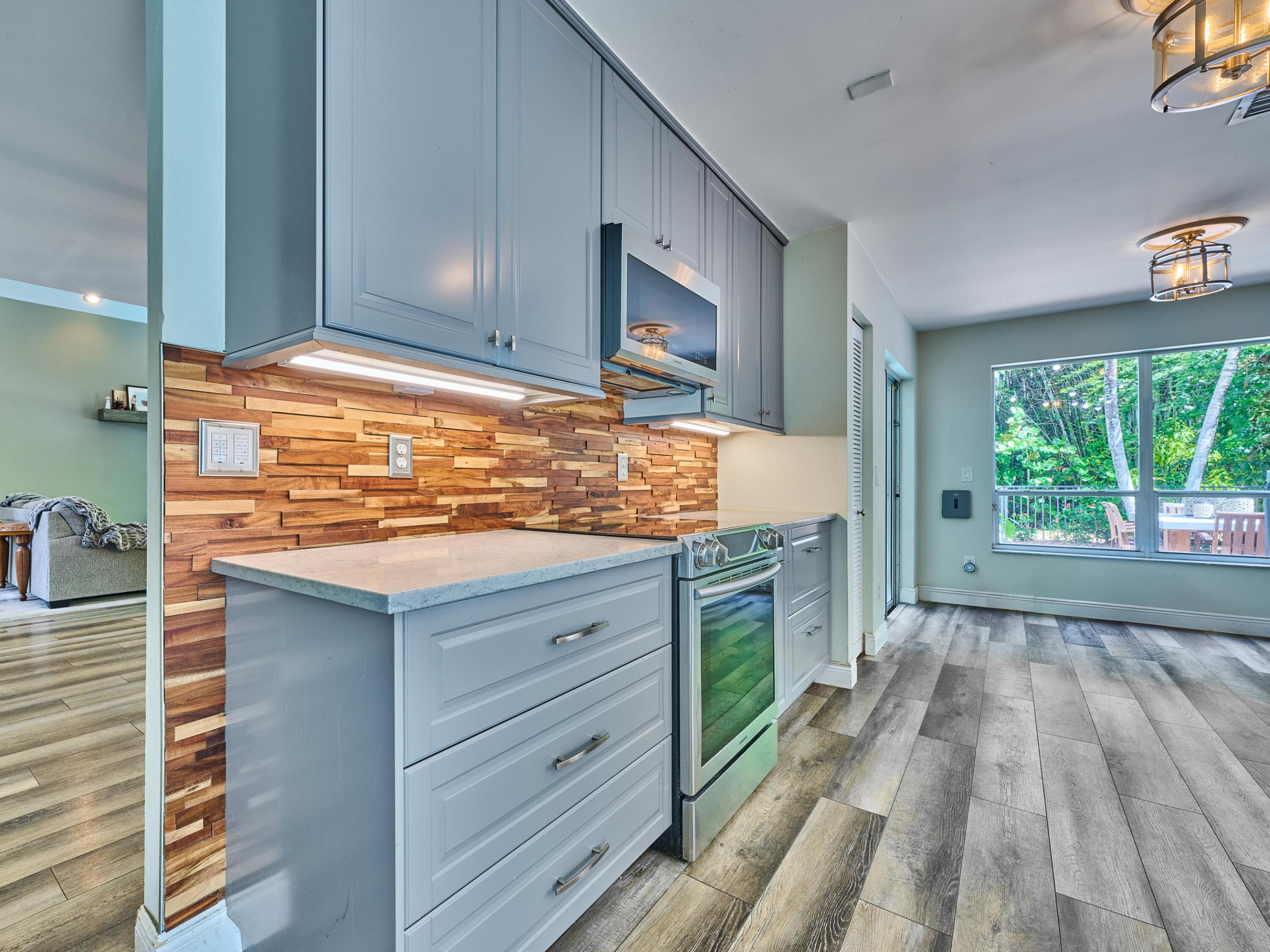 TRACT D OF MISSION BAY - Residential