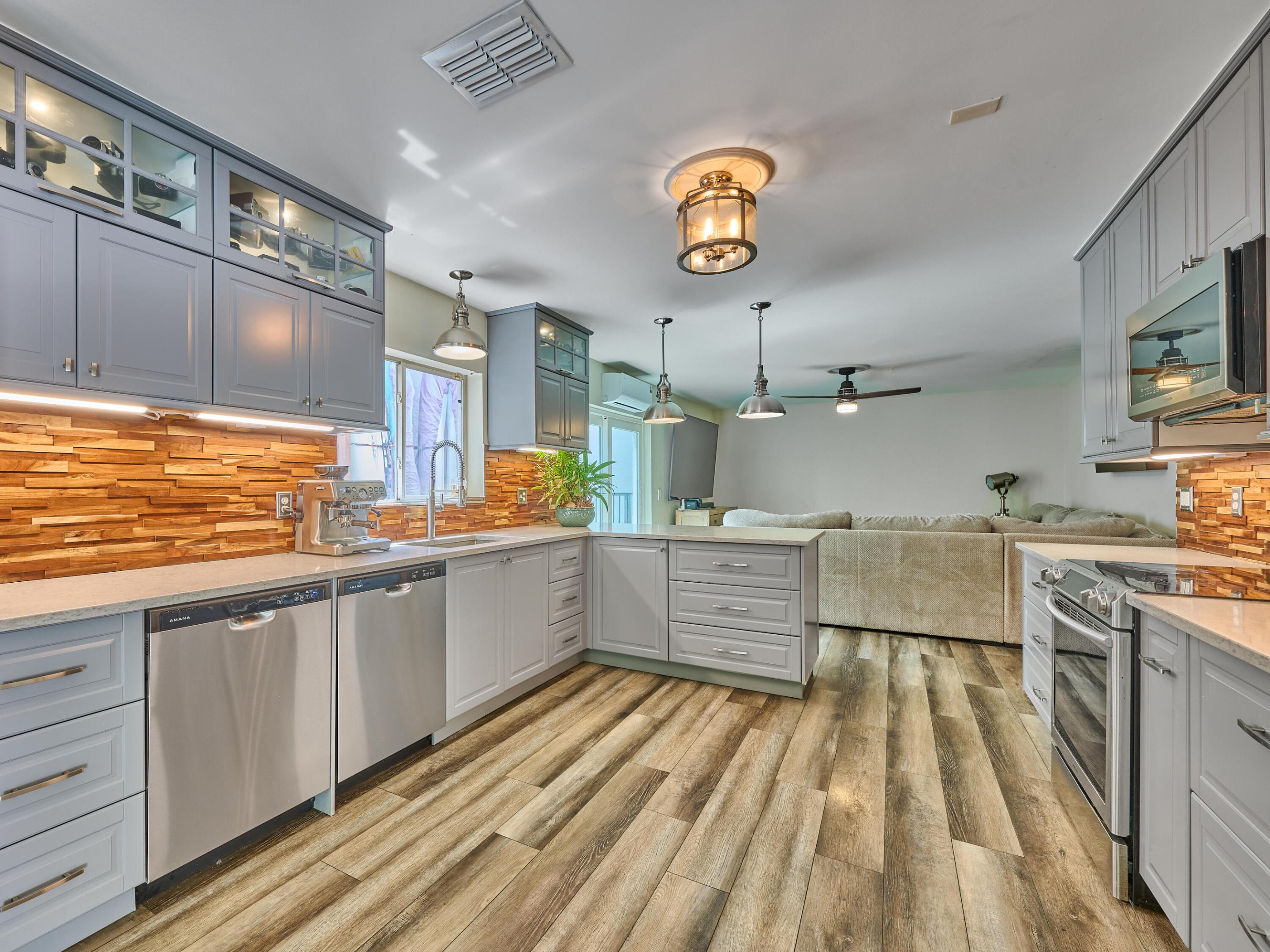 TRACT D OF MISSION BAY - Residential