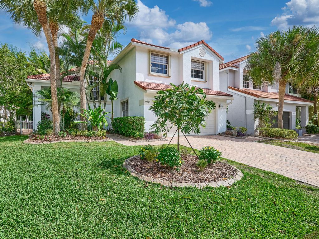 Photo of 10414 Buena Ventura Drive, Boca Raton, FL 33498 (MLS # B26012659)