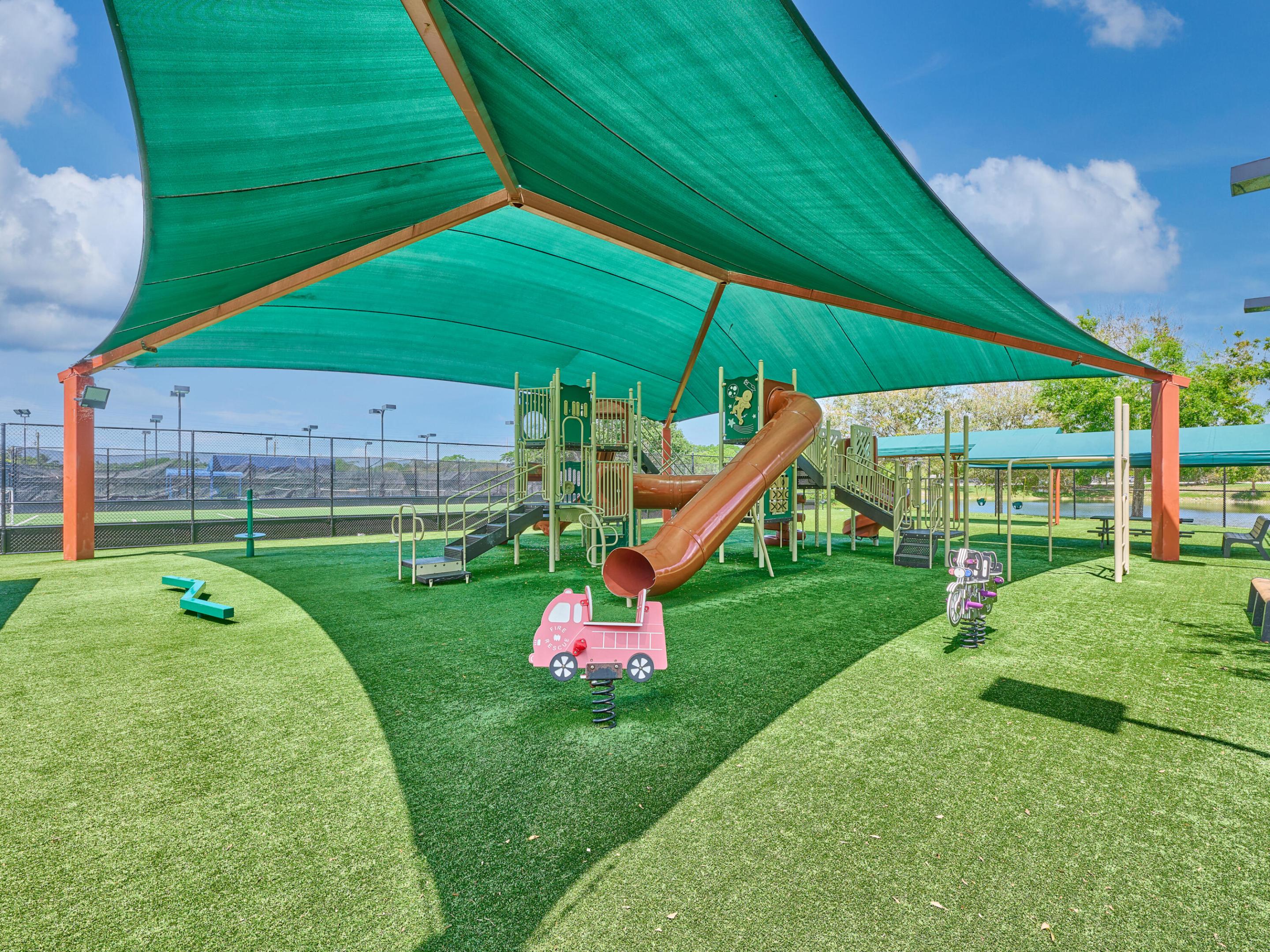 TRACT D OF MISSION BAY - Residential