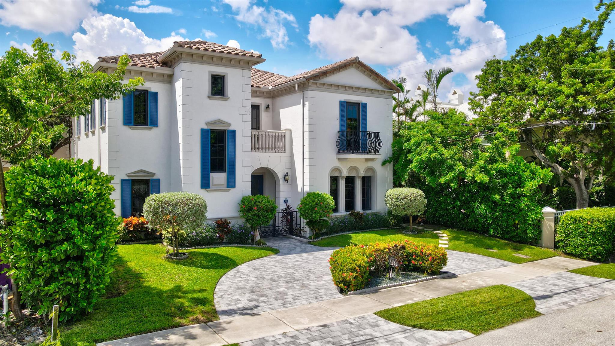 REIDS JOHN B VILLAGE - Residential Lease