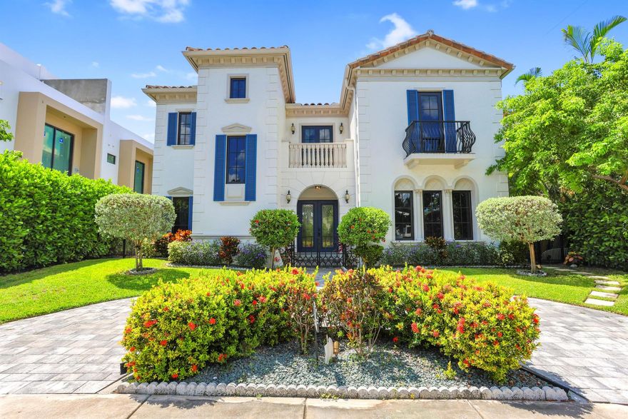 SUPERB LOCATION!!! Experience this ideal winter escape! Enjoy comfort and convenience with this spacious and stylish 3 bedroom pet friendly home, just steps from the beach and a block from Atlantic Avenue. A gated courtyard with dipping pool and lush landscaping ushers you into the casual elegance of the first floor that boosts a flowing floor plan.  A custom designed open-plan kitchen and bar with a full-size wine fridge, gas stove and oversized coffee station/pantry.  Stylish and comfortable dinning area that accommodates 10 guests. Enjoy your favorite shows in the cozy Den.  Plenty of parking in the front U shaped drive.  Come and enjoy all that Delray Beach has to offer! Available starting Jan. 01, 2026 (3 month minimum).