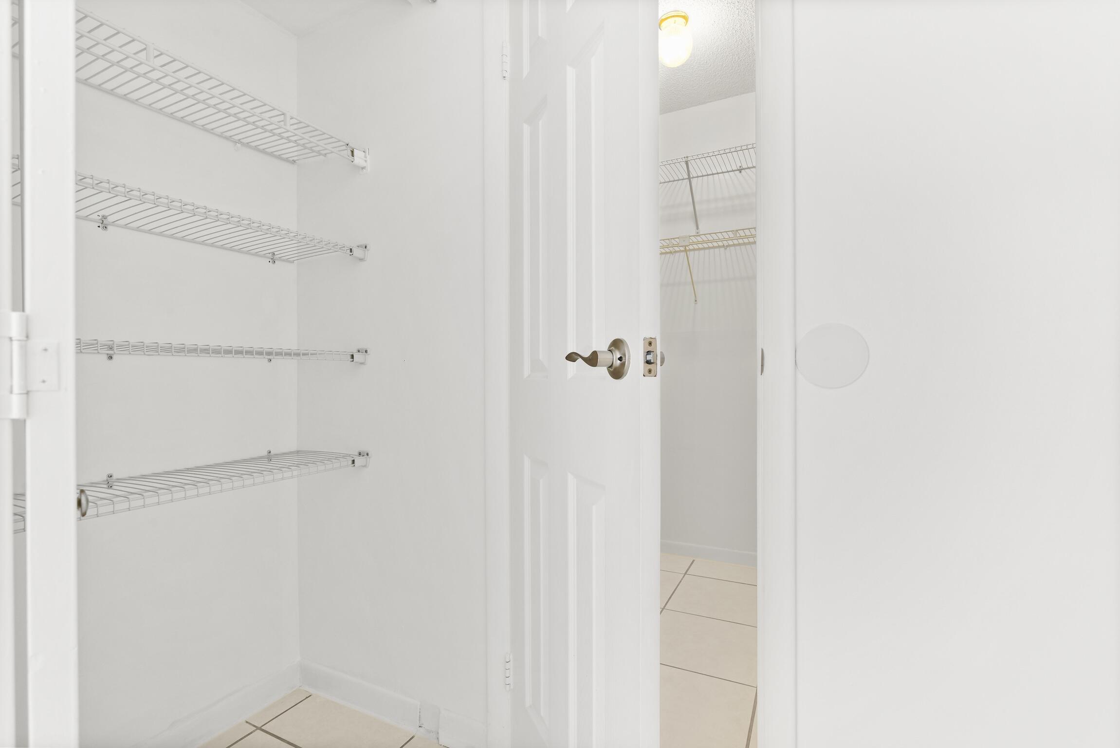 LAURELS AT MARGATE CONDO - Residential