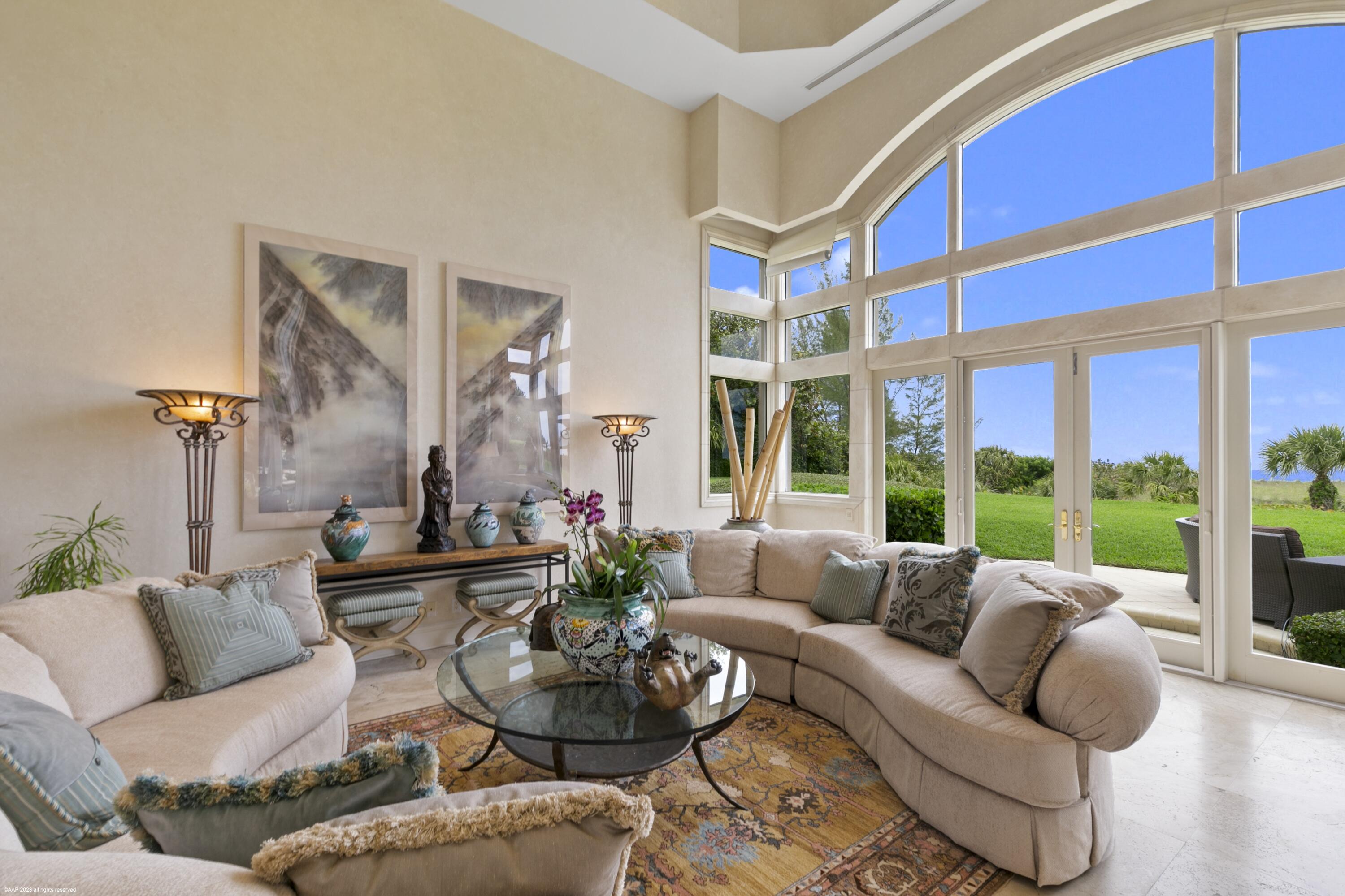 JUPITER ISLAND - Residential