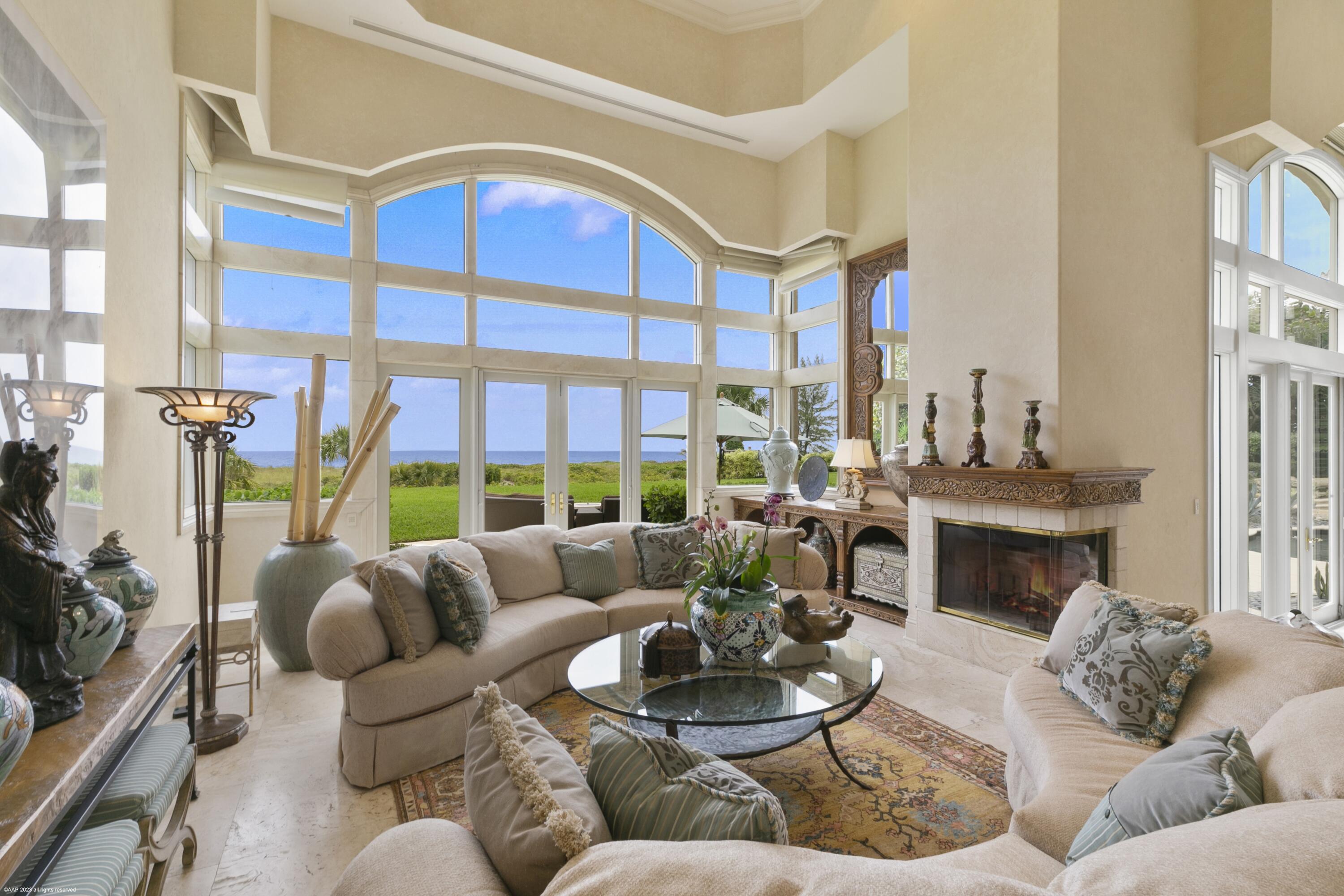 JUPITER ISLAND - Residential