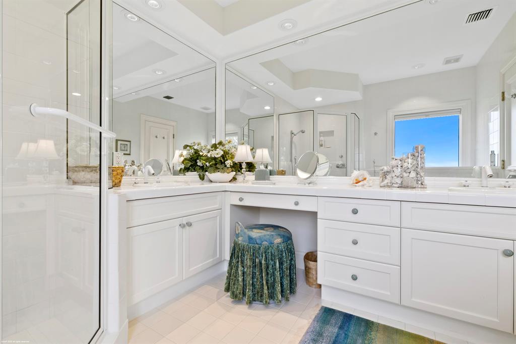 JUPITER ISLAND - Residential