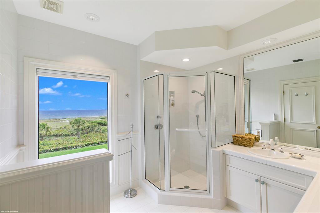 JUPITER ISLAND - Residential