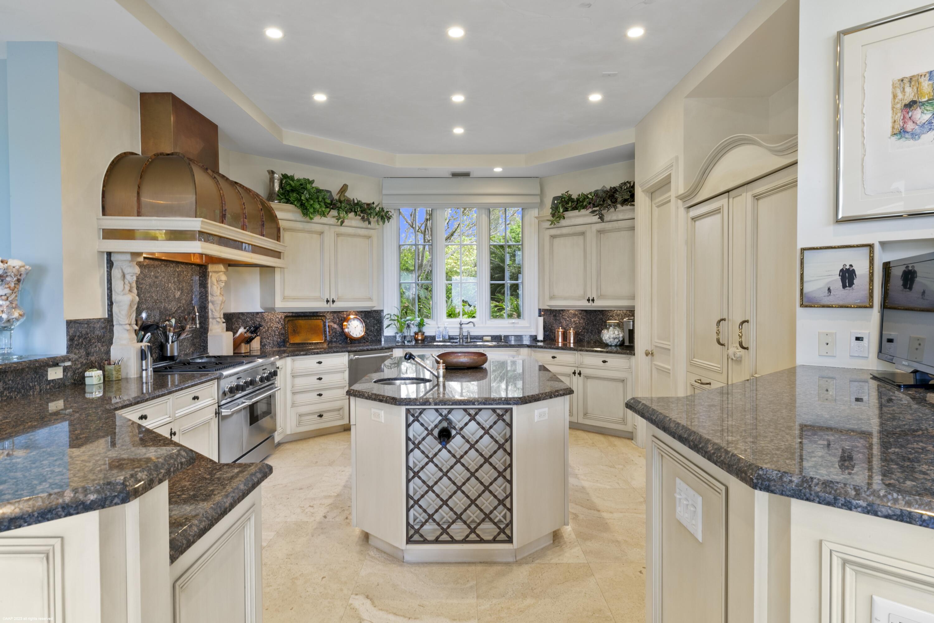 JUPITER ISLAND - Residential