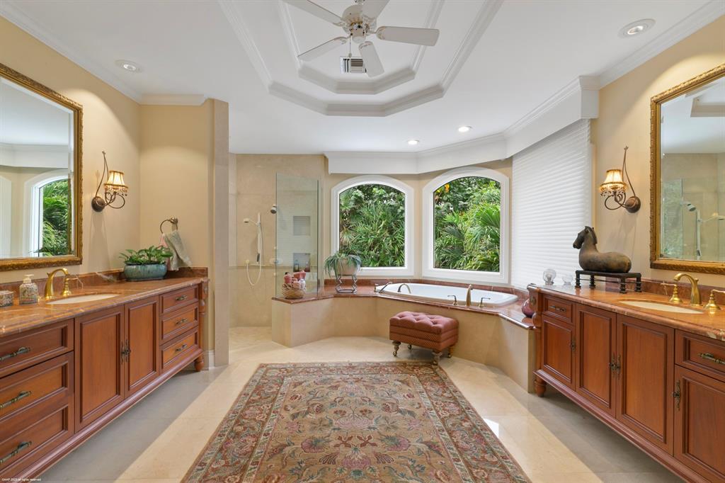 JUPITER ISLAND - Residential