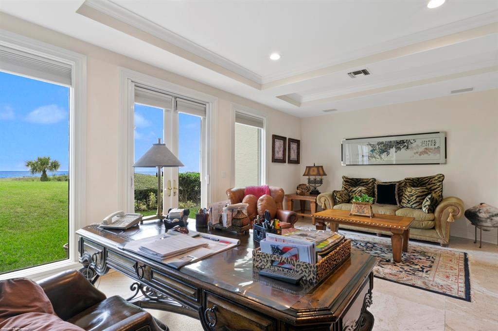 JUPITER ISLAND - Residential