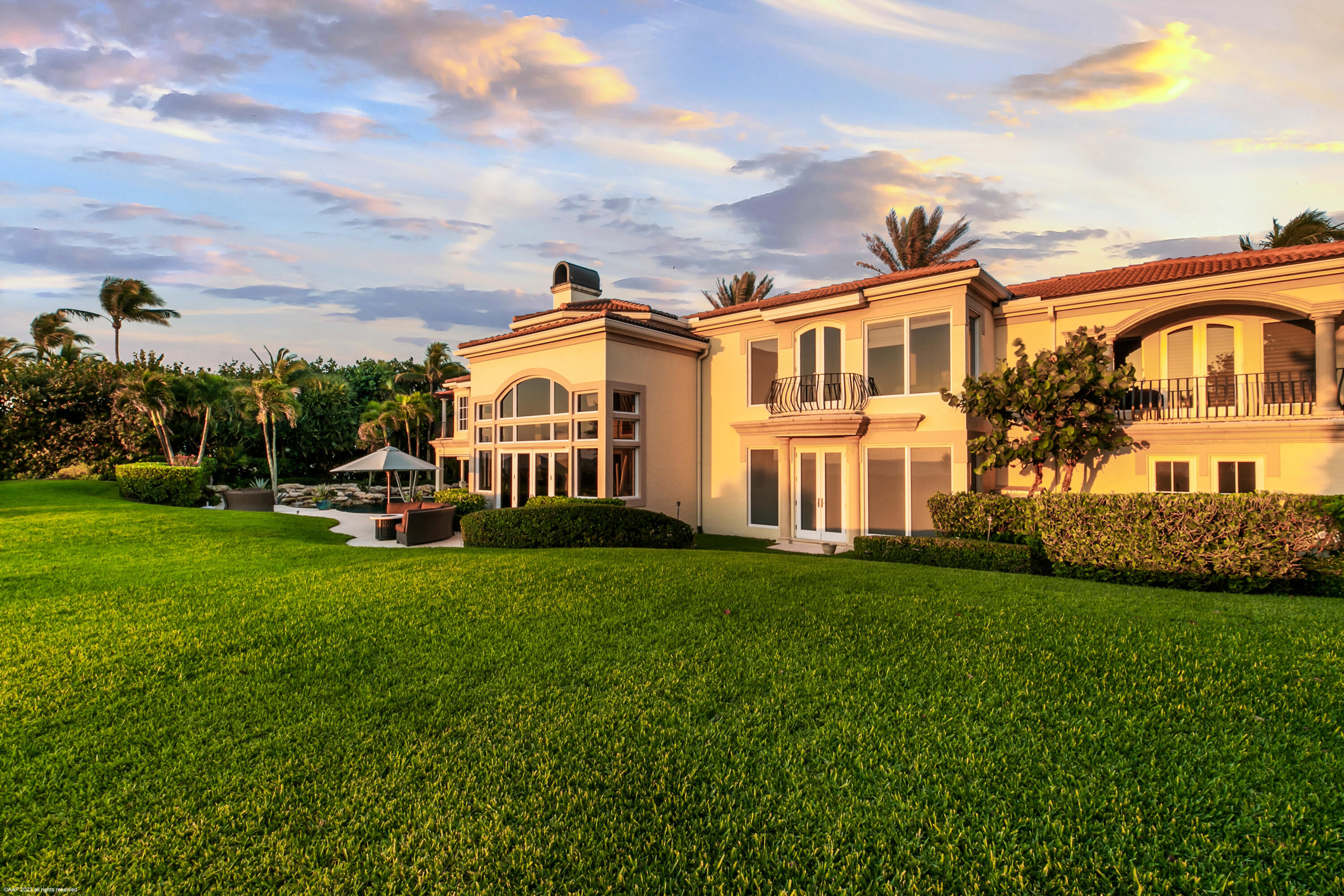 JUPITER ISLAND - Residential