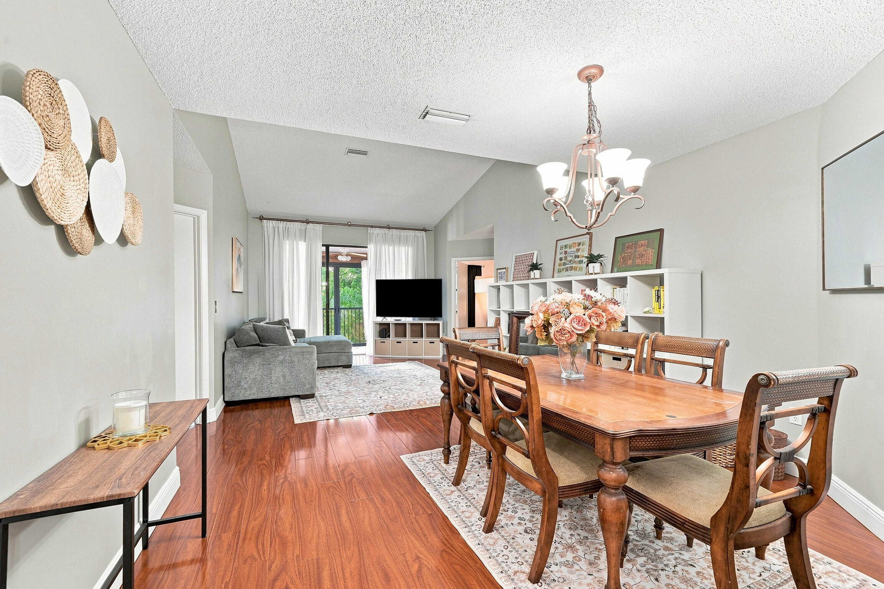 4111 CORAL TREE Circle 321