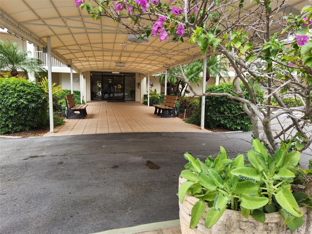 3090 N Course Drive 510