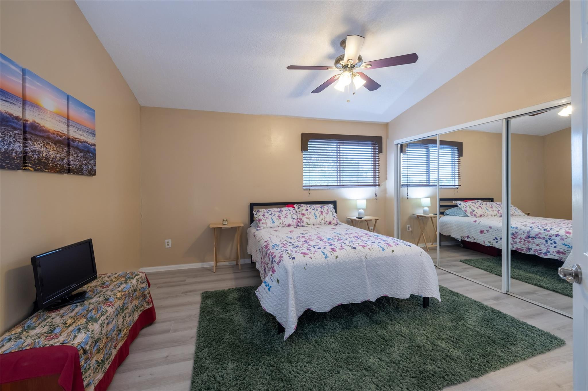 Four seas townhomes - Residential Lease