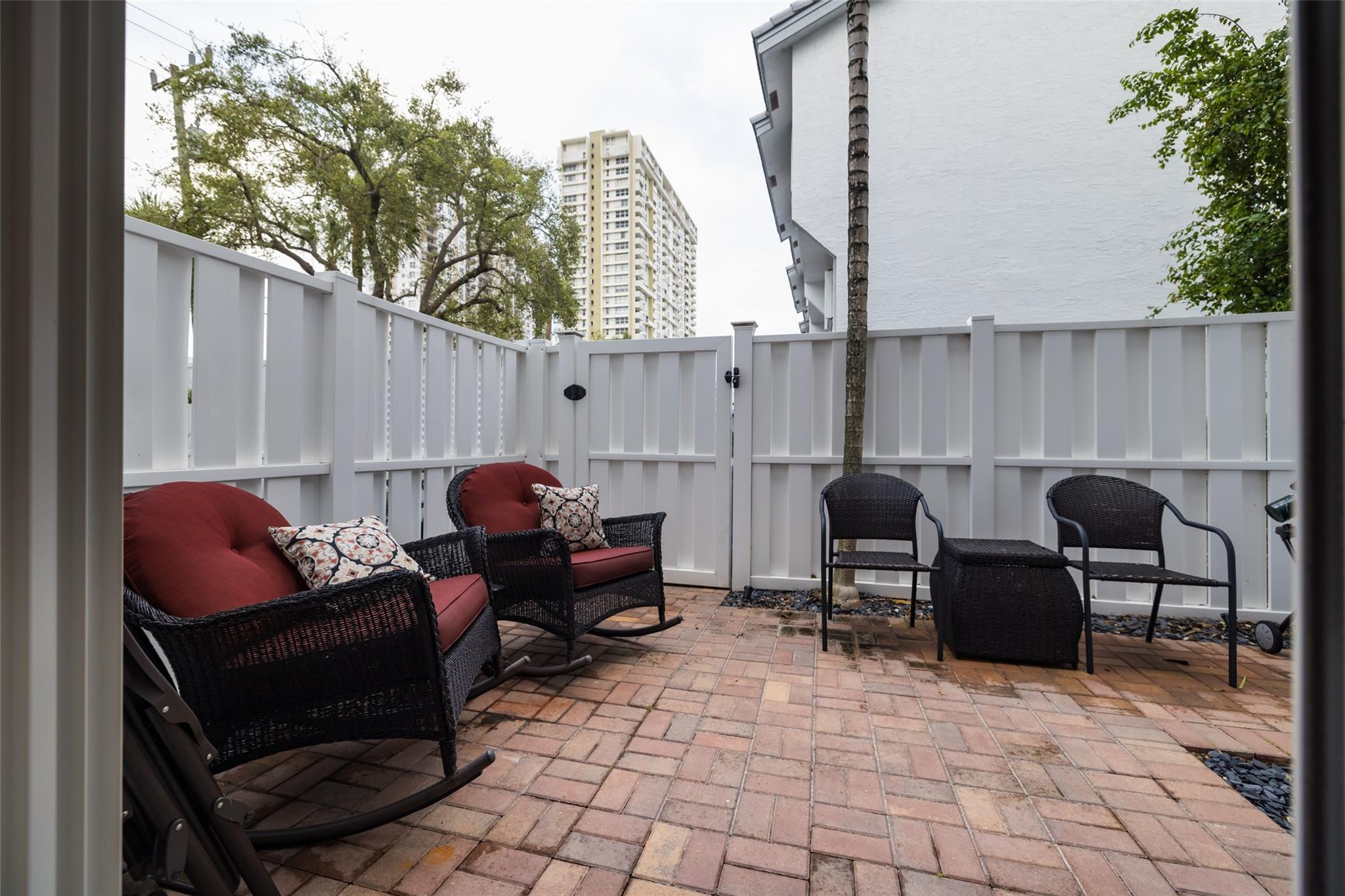 Four seas townhomes - Residential Lease