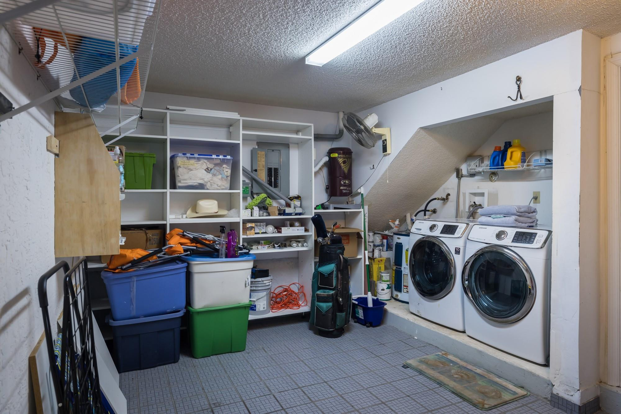 Four seas townhomes - Residential Lease