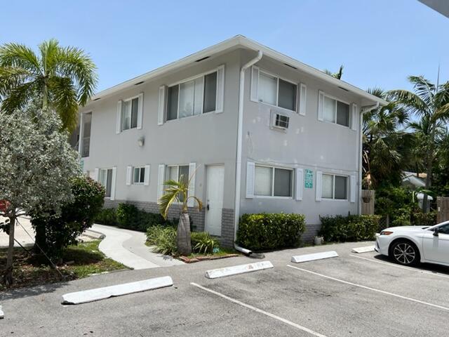 Photo of 825 NE 6th Street #3, Fort Lauderdale, FL 33304 (MLS # B26061106)