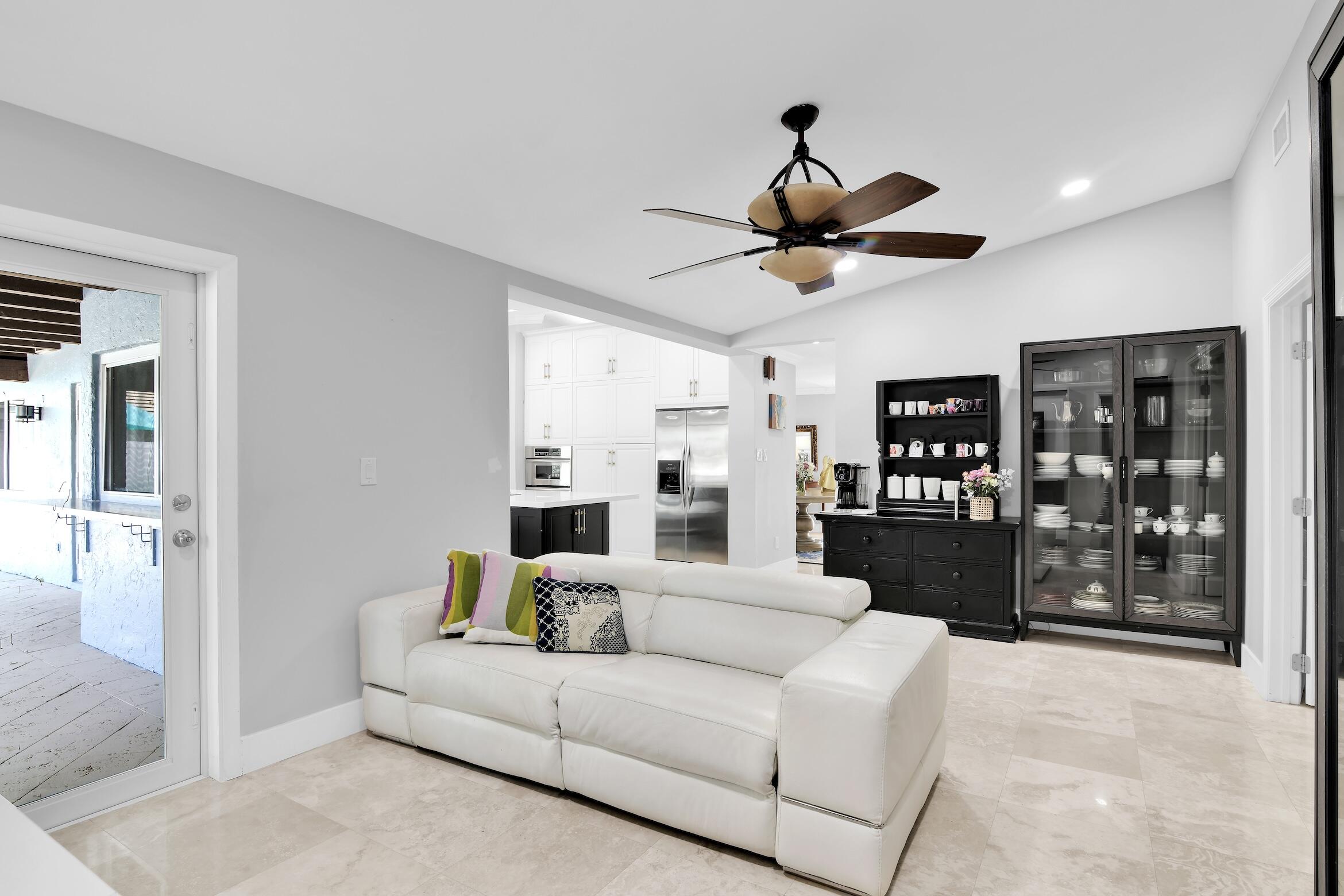 JACARANDA LAKES SEC 2 - Residential