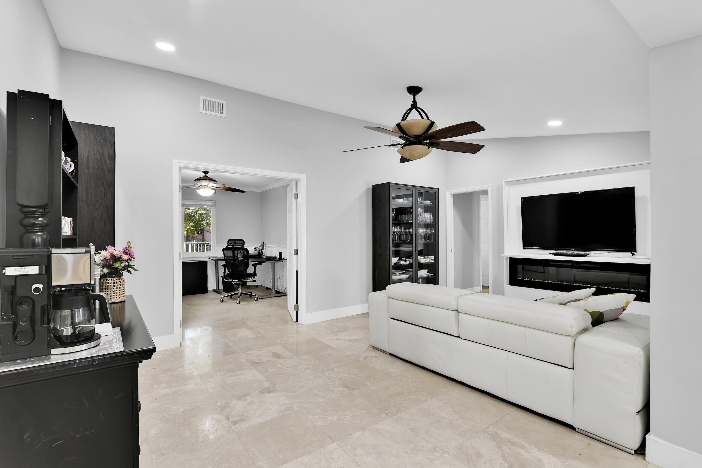 JACARANDA LAKES SEC 2 - Residential