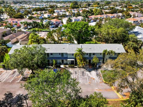 Tiny photo for 789 Crystal Lake Drive #789, Deerfield Beach, FL 33064 (MLS # B26003042)