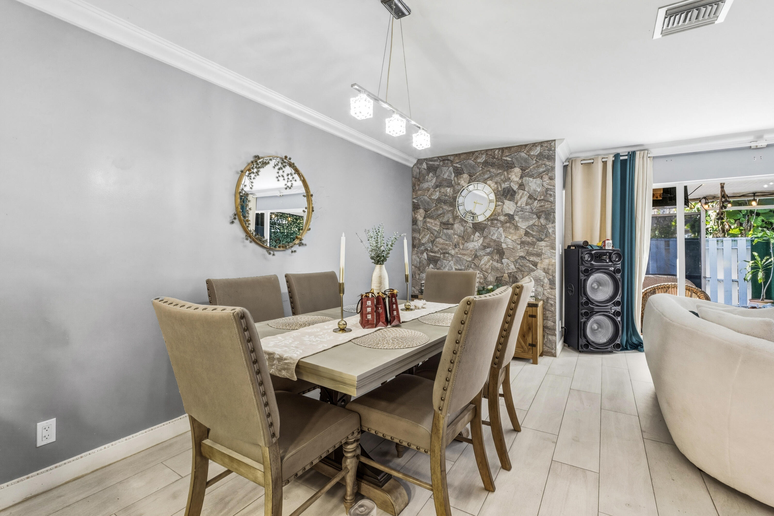 CRYSTAL VIEW TOWNHOMES - Residential