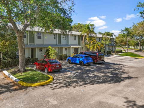 Tiny photo for 789 Crystal Lake Drive #789, Deerfield Beach, FL 33064 (MLS # B26003042)