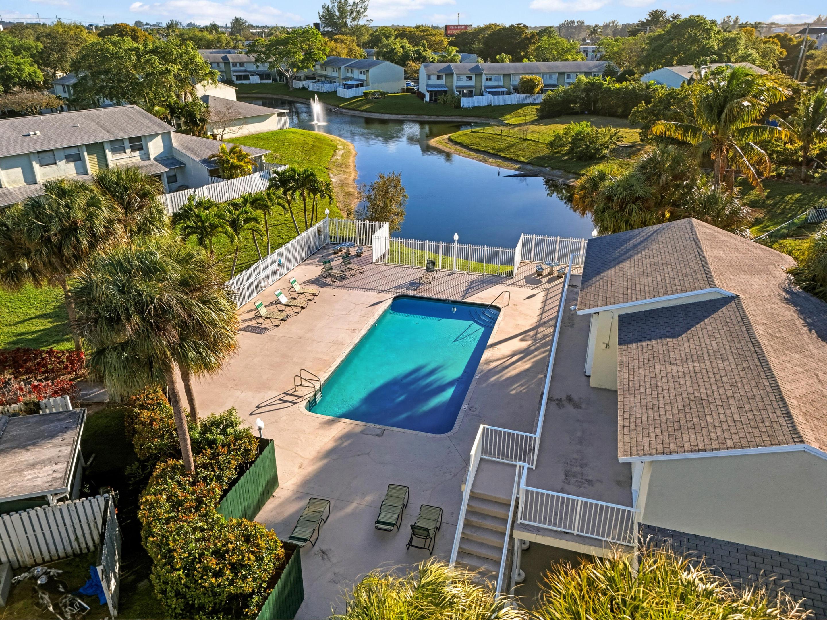 CRYSTAL VIEW TOWNHOMES - Residential