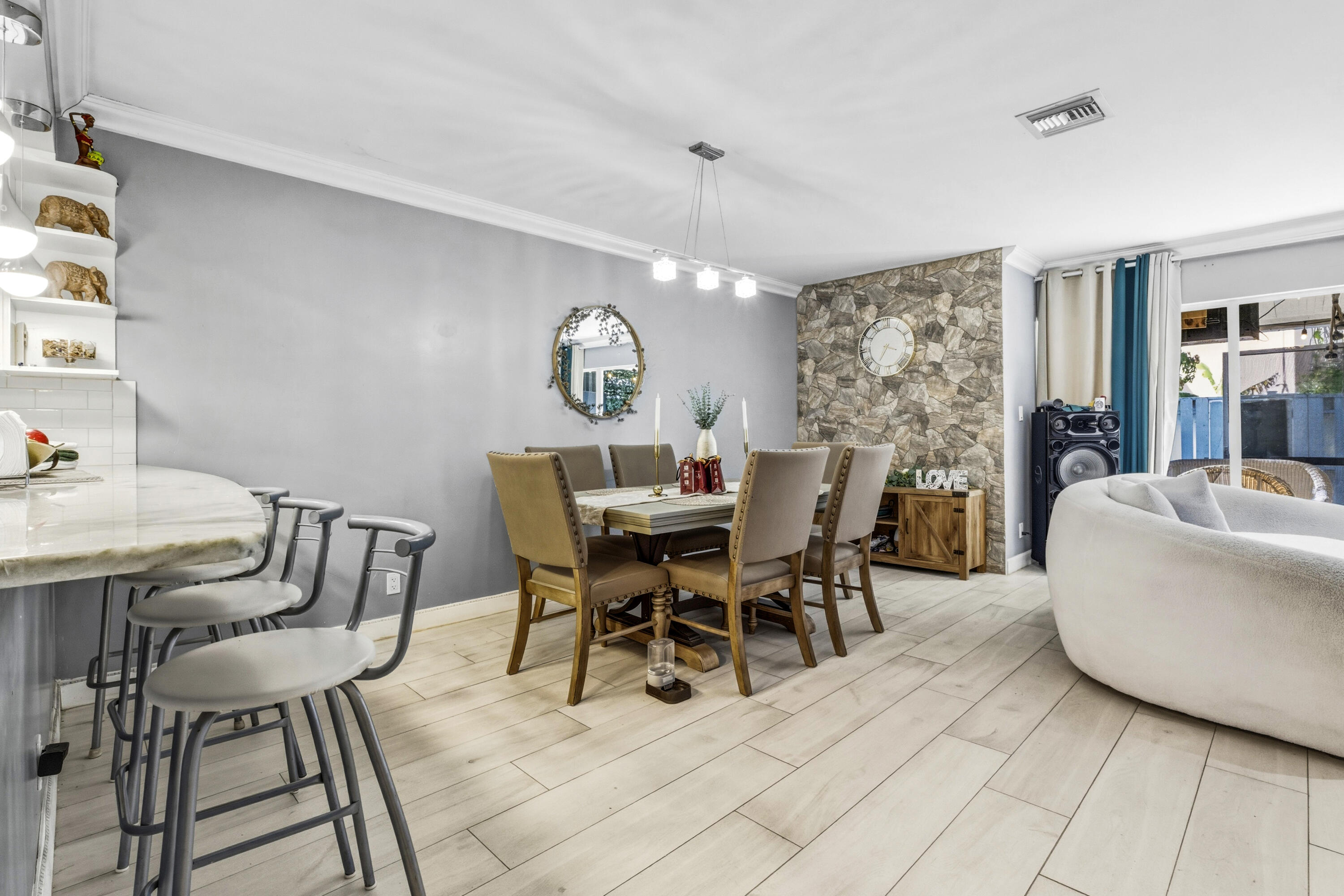 CRYSTAL VIEW TOWNHOMES - Residential