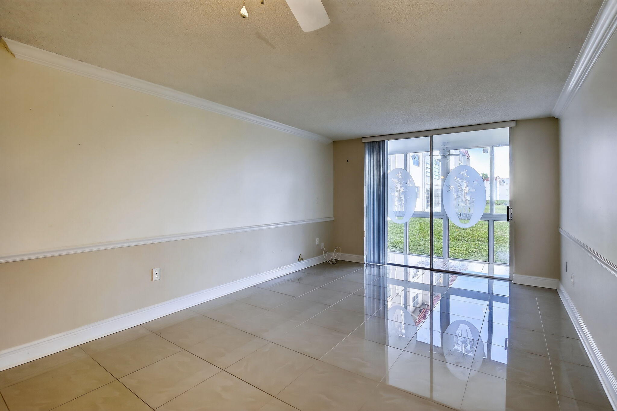 SUNRISE LAKES 18 CONDO - Residential
