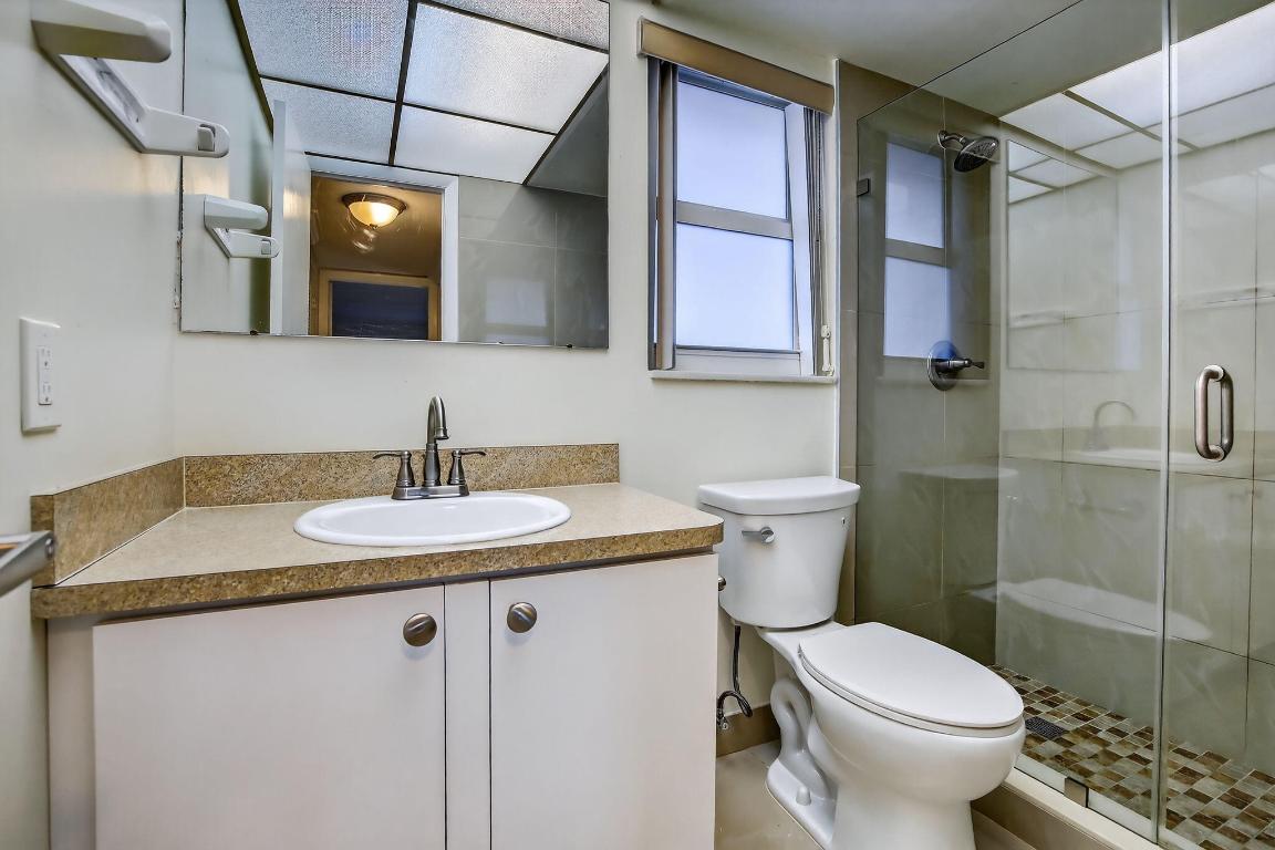 SUNRISE LAKES 18 CONDO - Residential