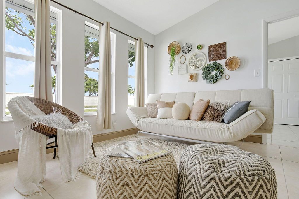 Photo of 9180 SE Eagle Avenue, Hobe Sound, FL 33455 (MLS # R10939381)