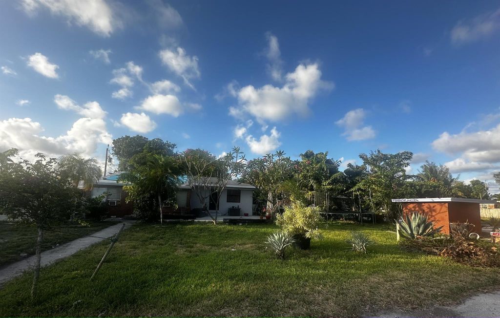 Photo of 3961 Allison Court, Lake Worth, FL 33461 (MLS # R10985836)