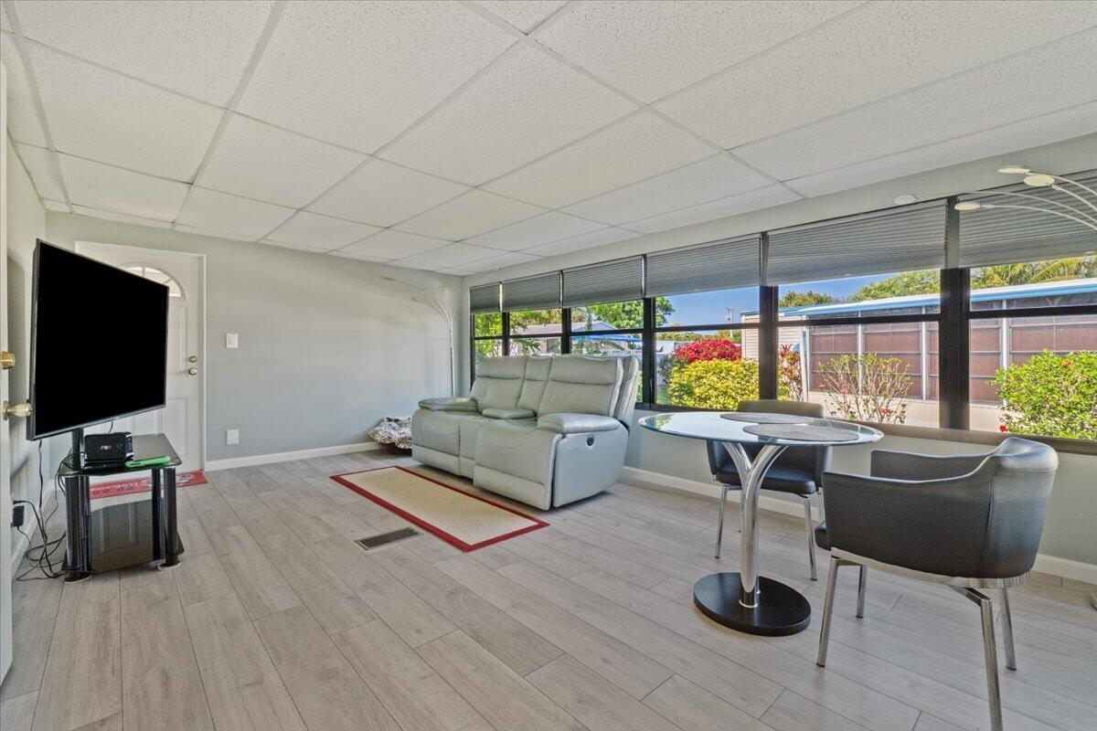 HIGHLAND MEADOWS ESTATES - Residential