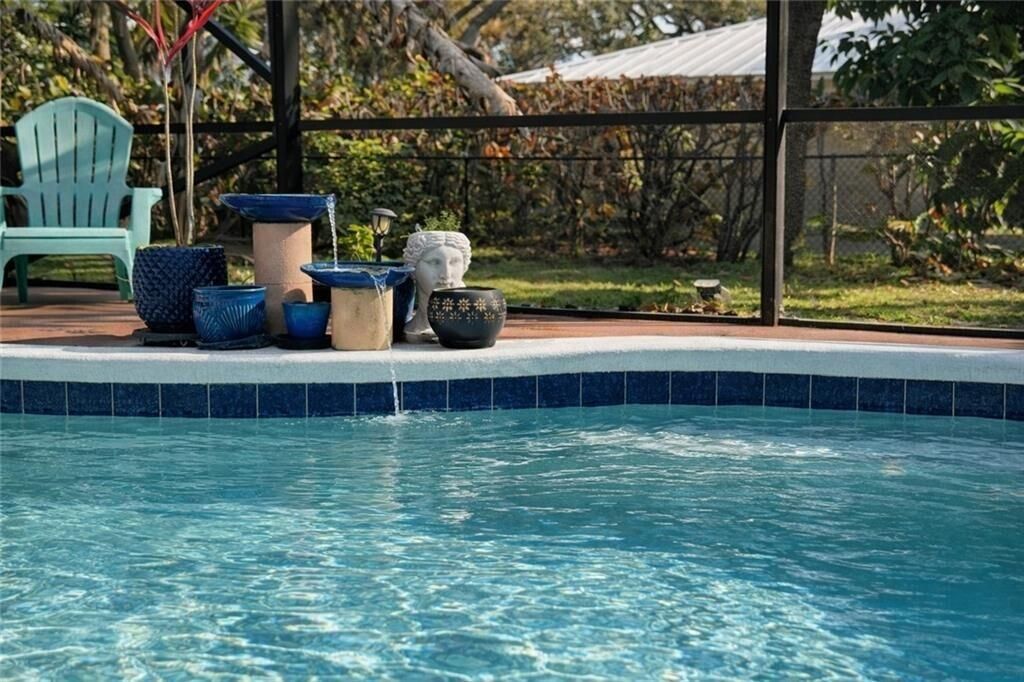 Photo of 912 Coquina Lane, Vero Beach, FL 32963 (MLS # R11166278)