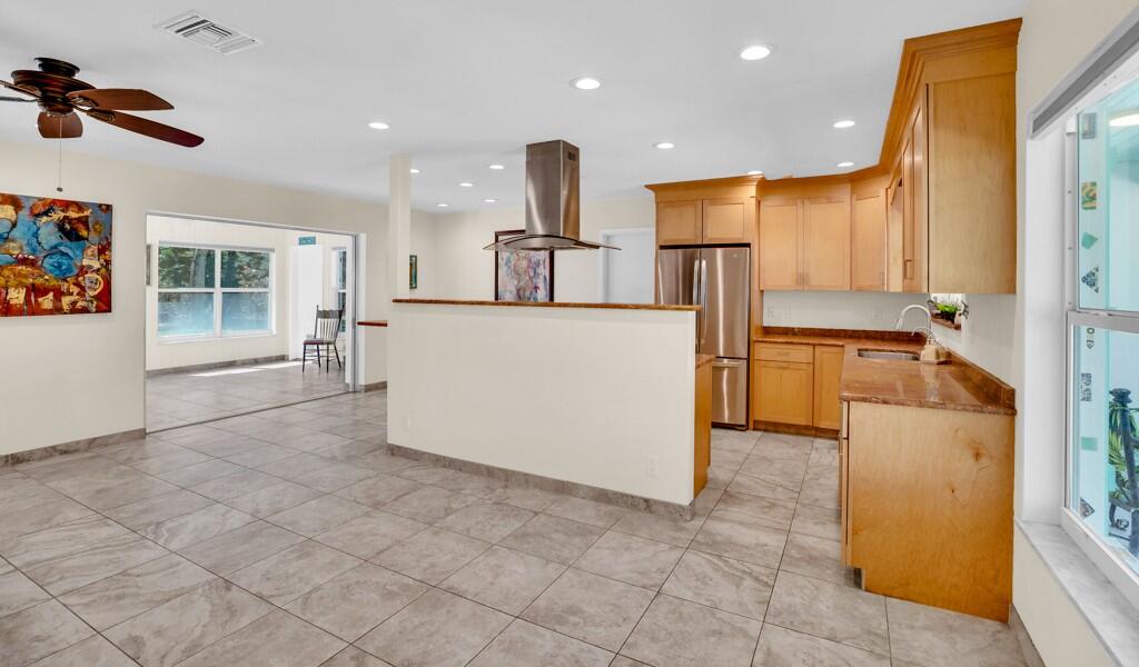 OCEAN CORPORATION SUB - Residential