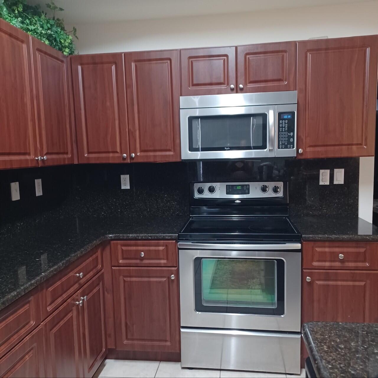 PEMBROKE CAY CONDO - Residential Lease